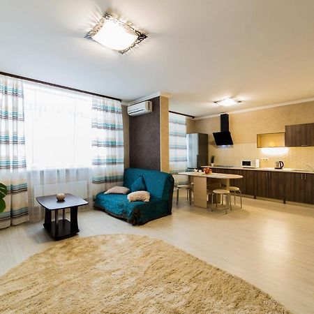 Studio Apartment On Bazhana Kiev Buitenkant foto