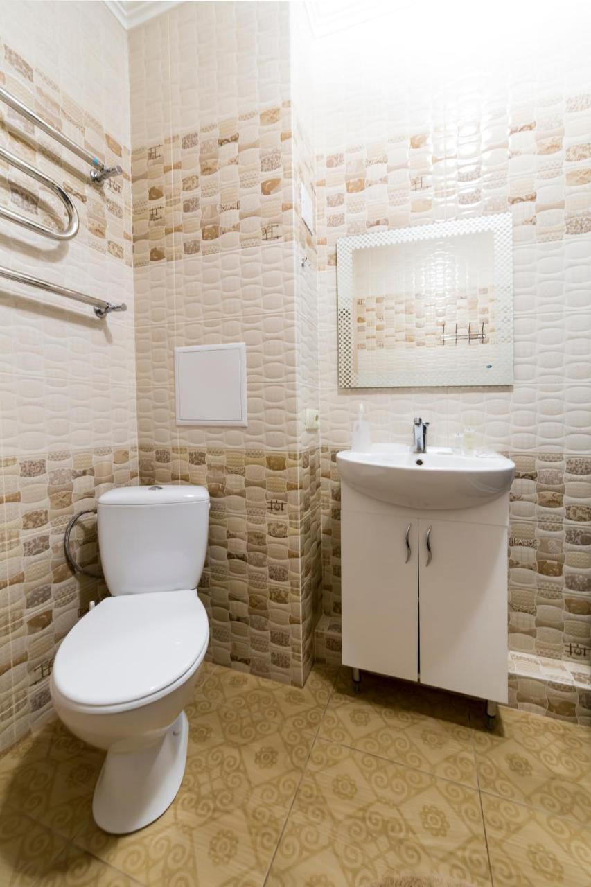 Studio Apartment On Bazhana Kiev Buitenkant foto