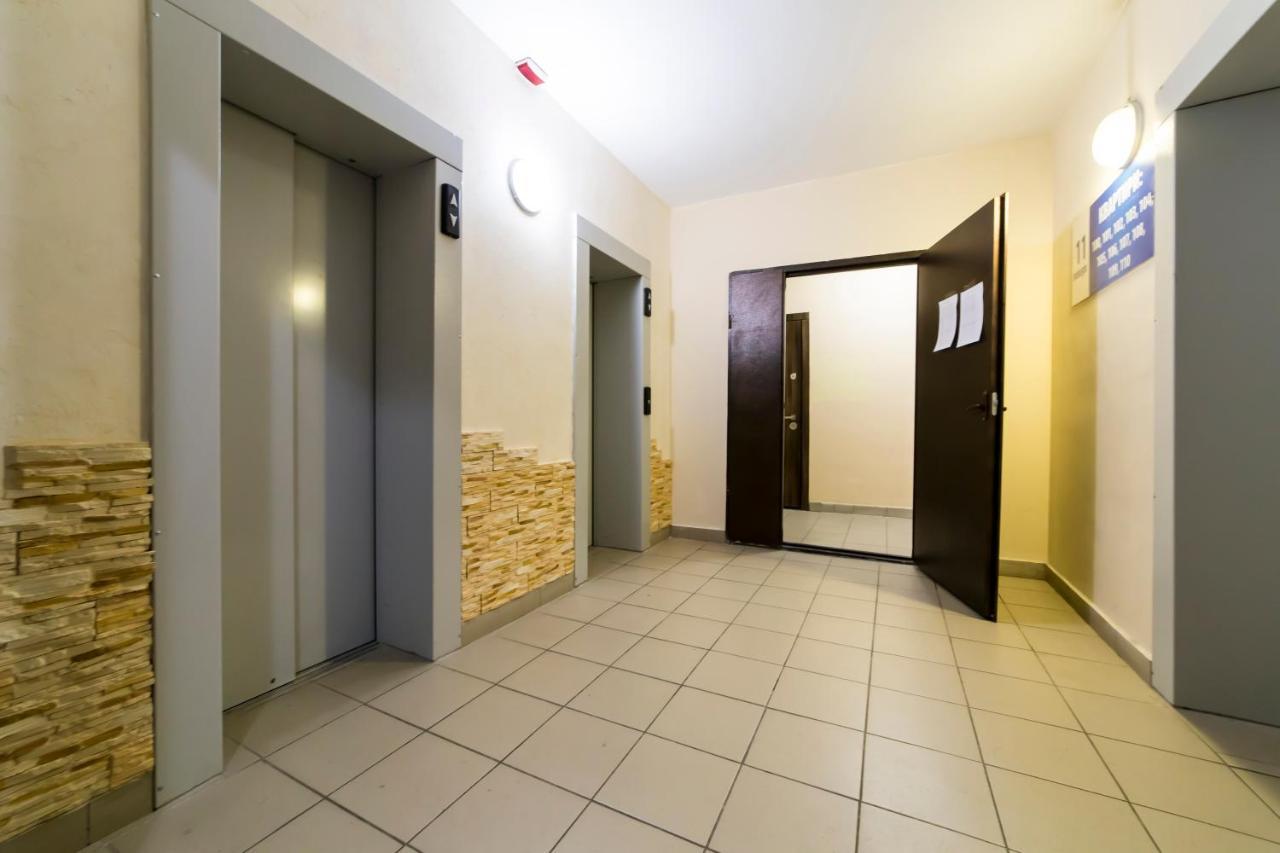 Studio Apartment On Bazhana Kiev Buitenkant foto